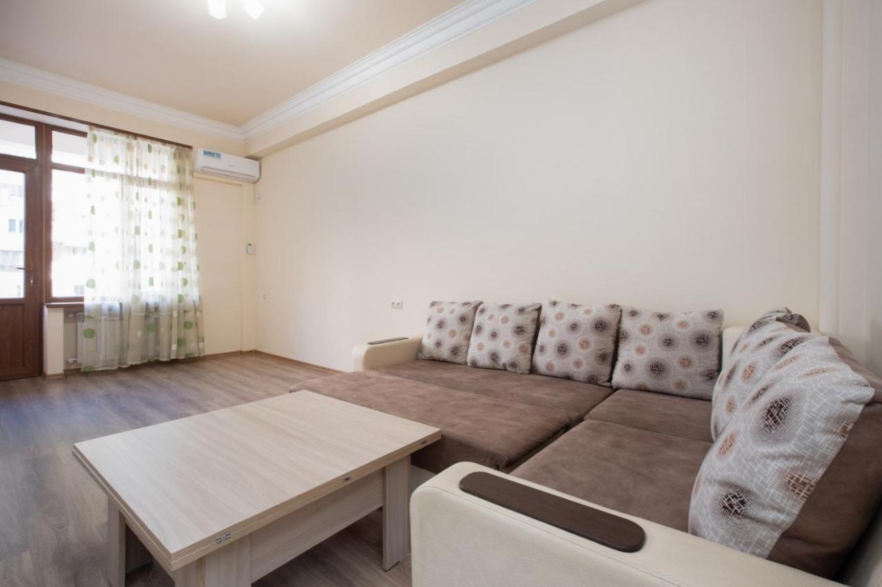 Stay Inn Apartments At Yekmalyan Street Yerevan Exterior photo