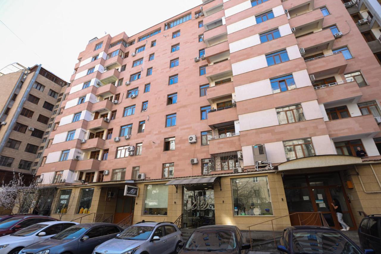 Stay Inn Apartments At Yekmalyan Street Yerevan Exterior photo